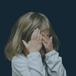 L’Hypnose et les adultes traumatisés d’une agression sexuelle vécue dans l’enfance